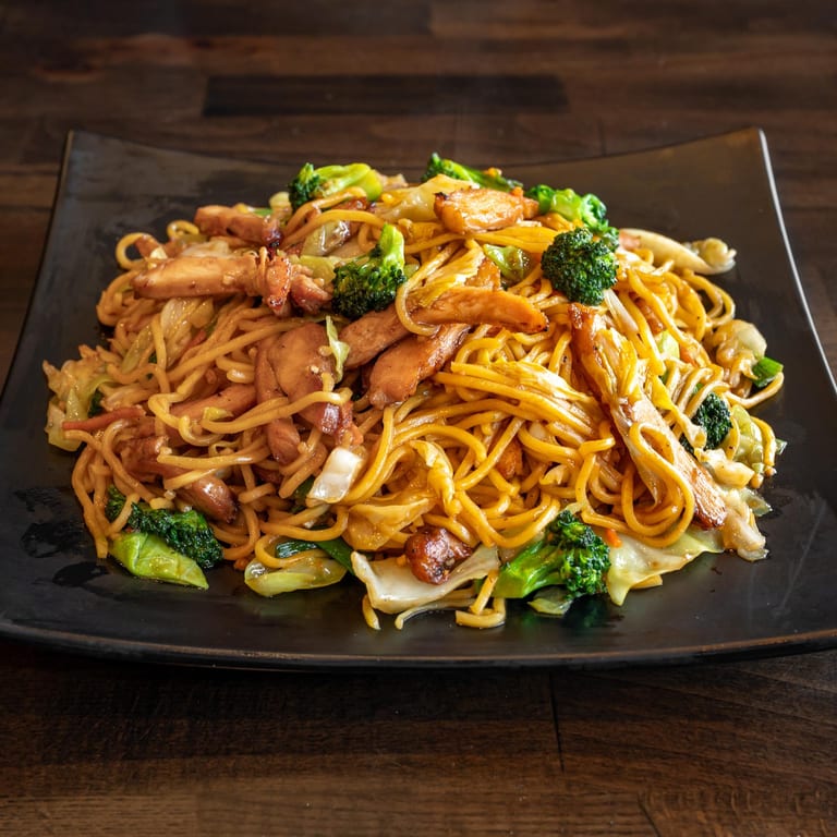 Yakisoba: A Flavorful Japanese Noodle Dish