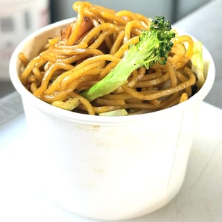 Chicken Yakisoba 8oz